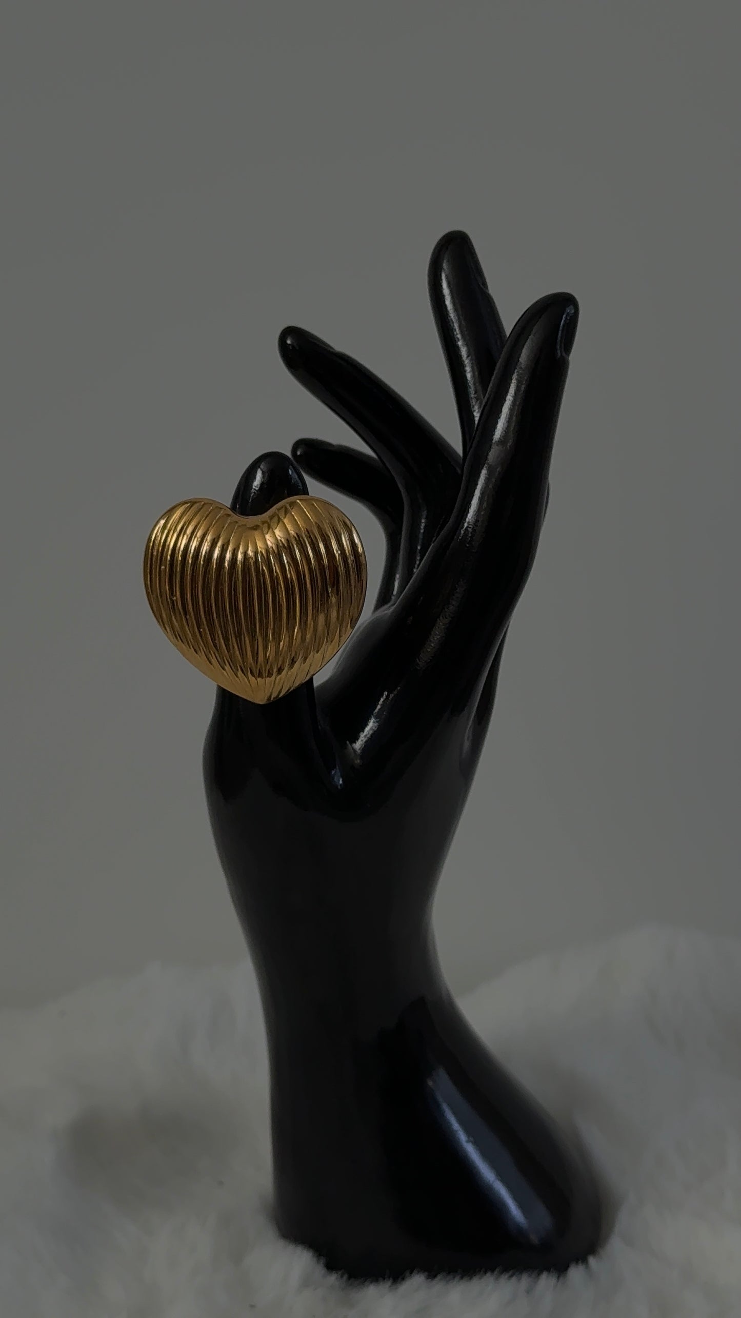 Big heart ring